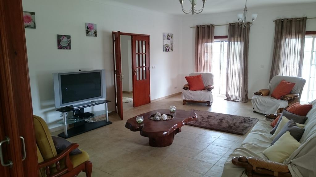 Casa Das Oliveiras Alvados Habitación foto
